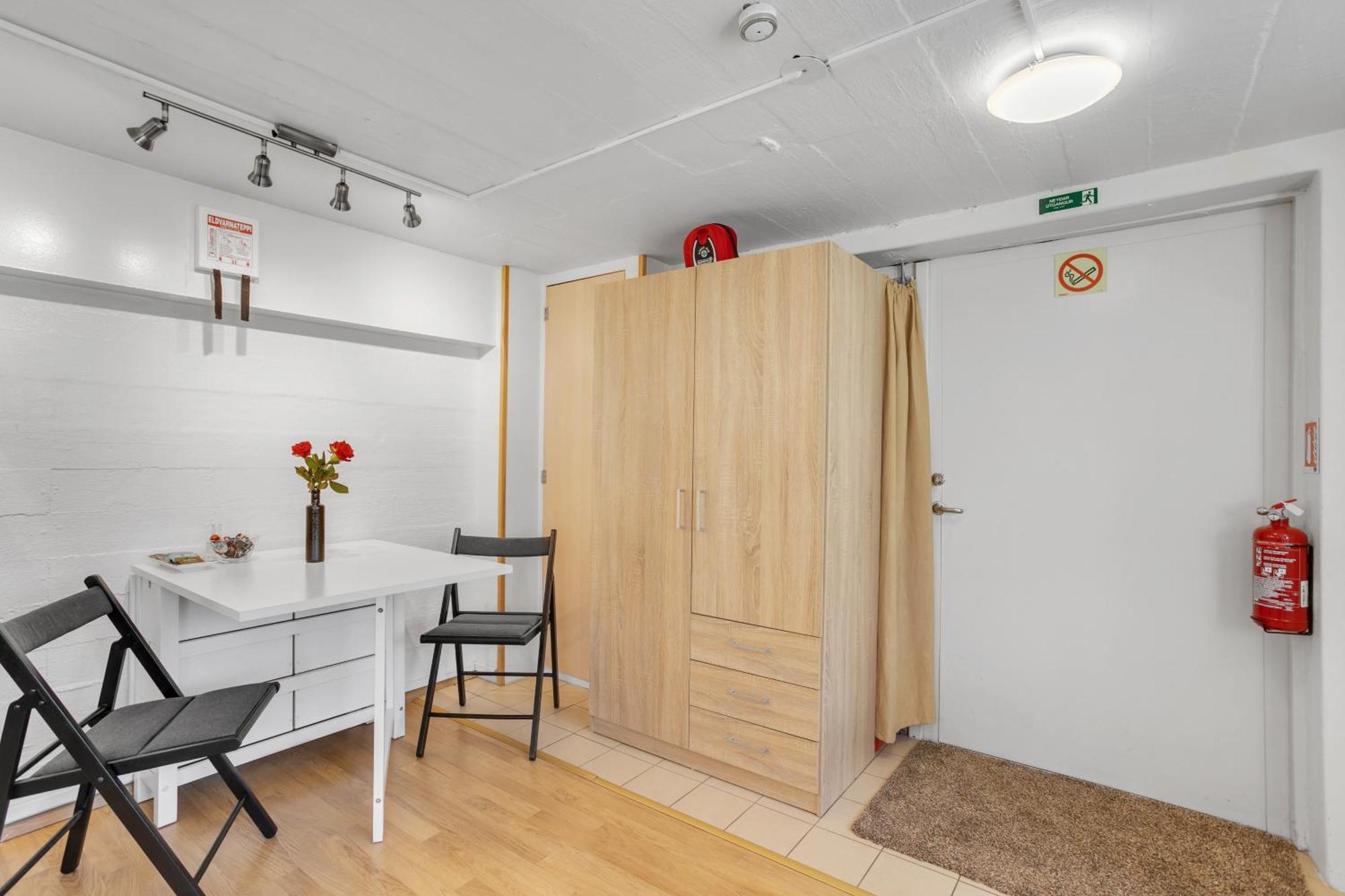 Lara Studio In Laugardalur Valley, Reykjavik Central Park And Botanical Garden, Private Entrance, Free Private Parking On Side Екстериор снимка